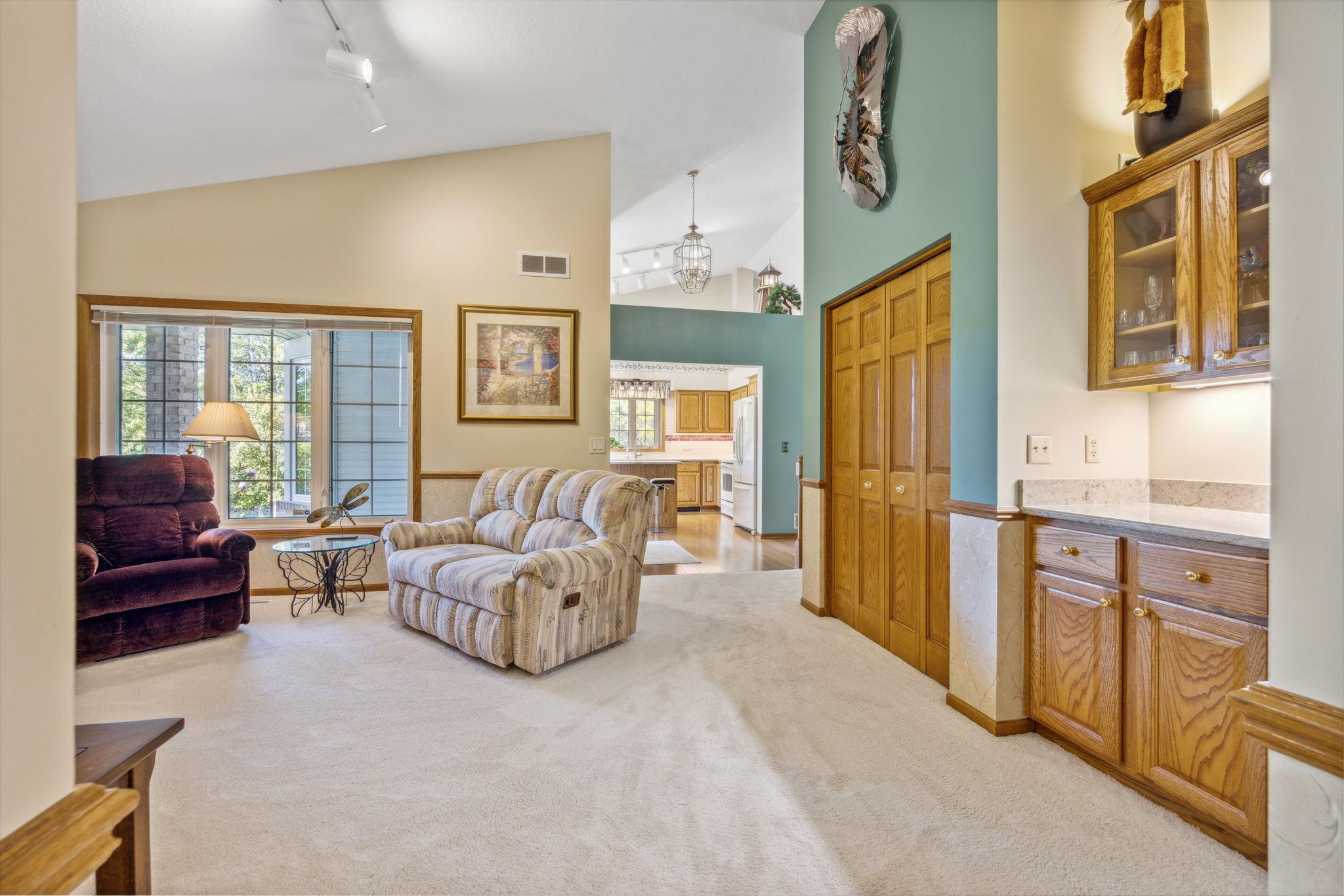 12891 Falcon Drive Apple Valley, MN 55124 - Photo 5 of 57