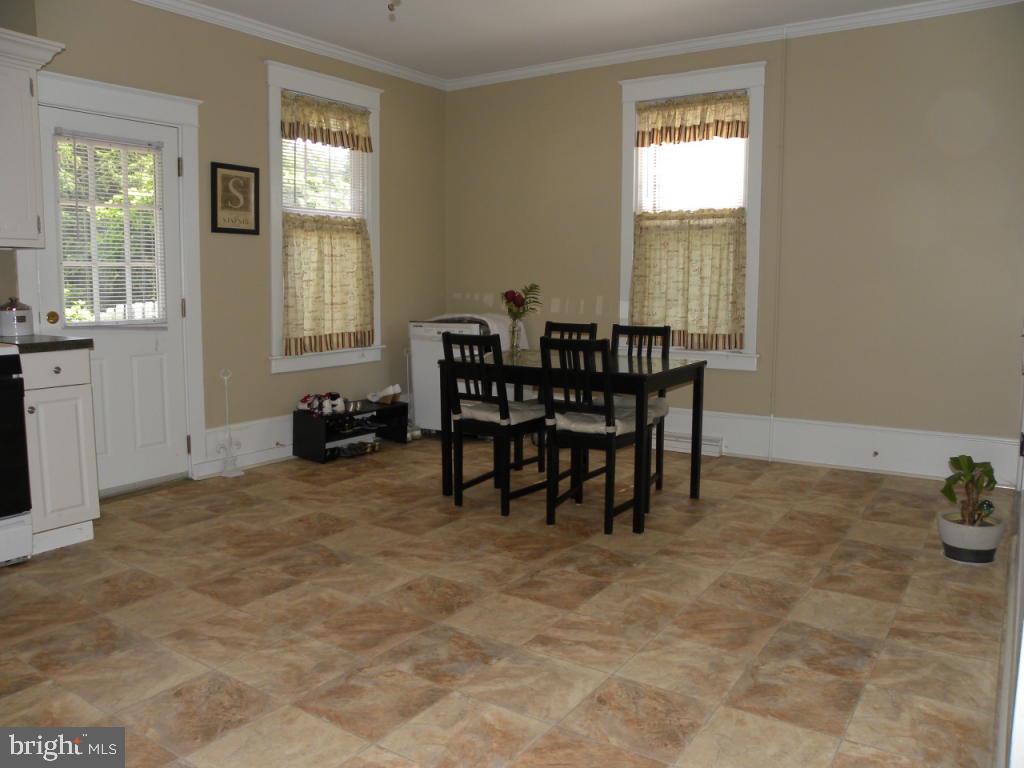 503 East Main Street Lititz, PA 17543 - Photo 9 of 17