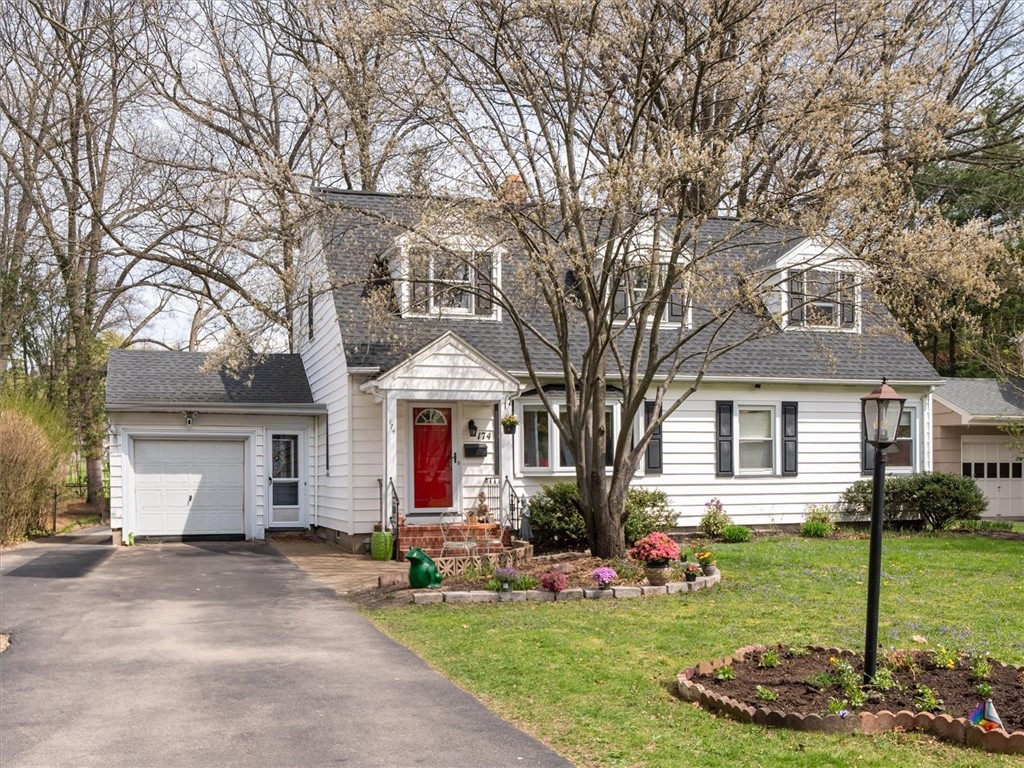 174 Forest Hills Road Brighton, NY 14625 - Photo 2 of 39 174 Forest Hills Road!