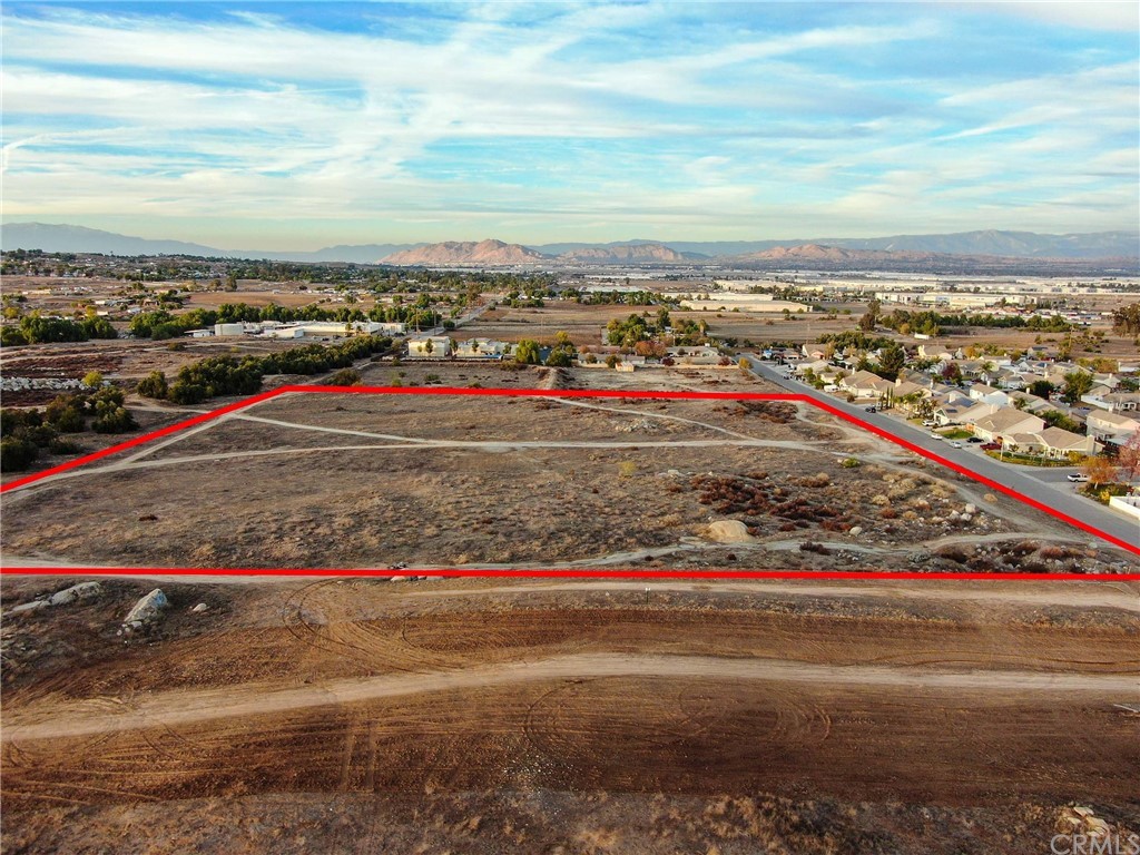 0 317-210-020 Perris, CA 92570 - Photo 1 of 1