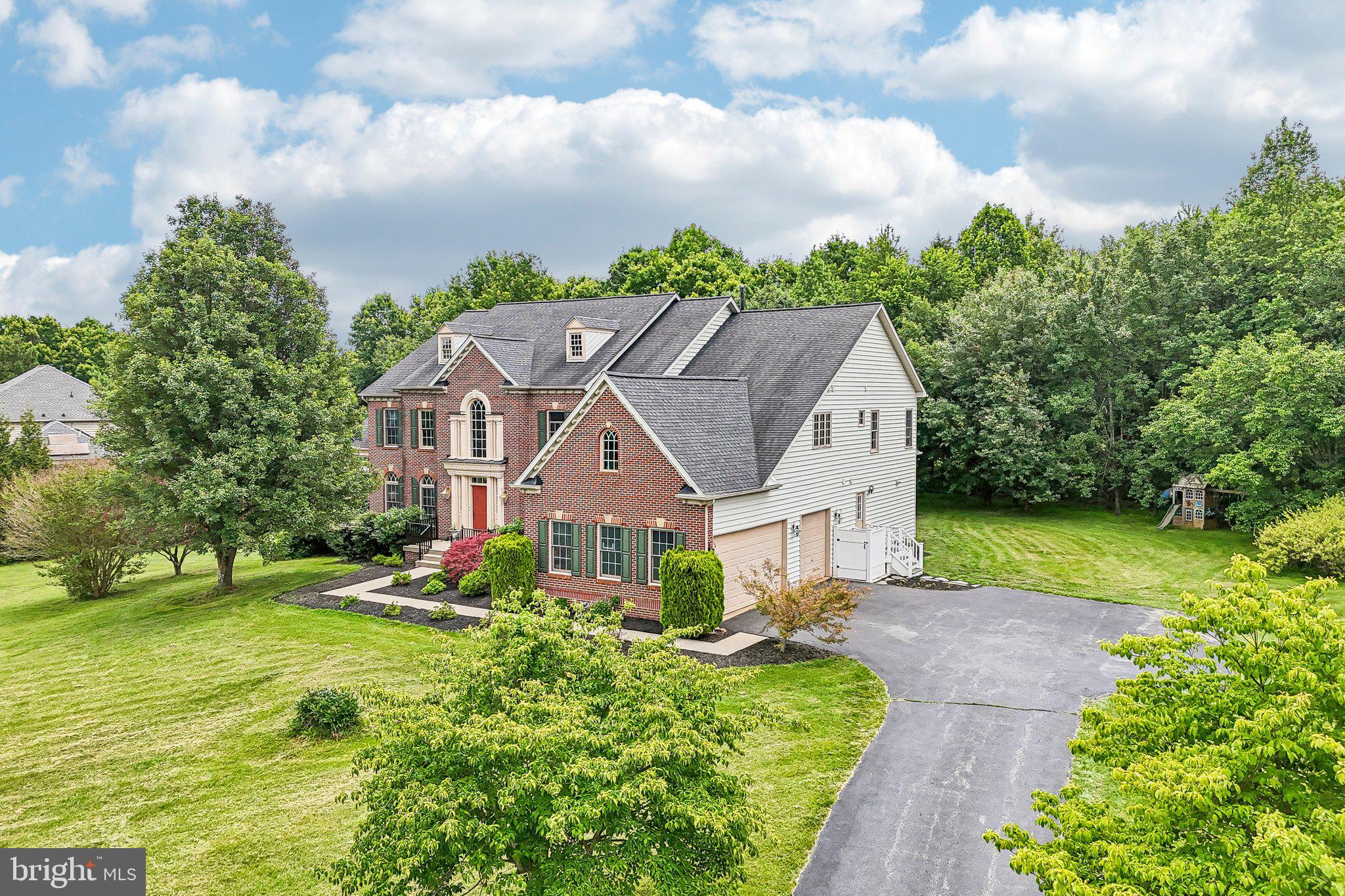 9308 Harrisons Farm Way Gaithersburg, MD 20882 - Photo 70 of 92 Parking for many.