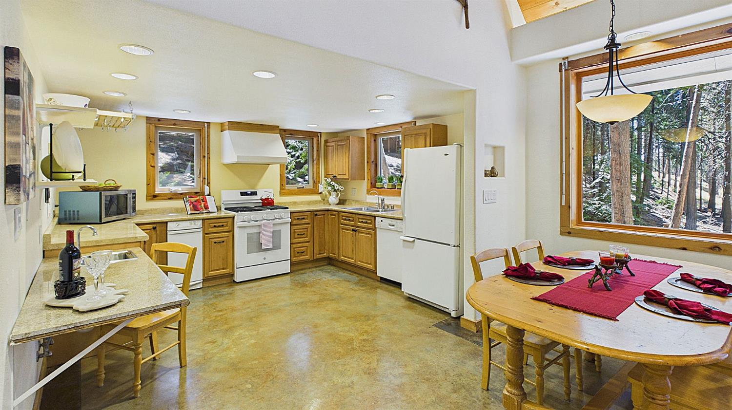 1404 Karock Road Dorrington, CA 95223 - Photo 10 of 45 Gallery Image 10