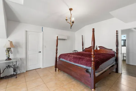 $899,000 | 2003 East 9th Street, Austin, TX 78702