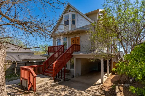 $899,000 | 2003 East 9th Street, Austin, TX 78702
