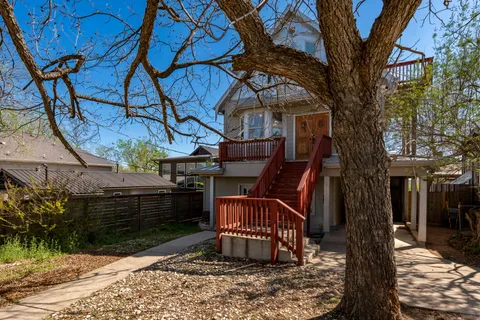 $899,000 | 2003 East 9th Street, Austin, TX 78702