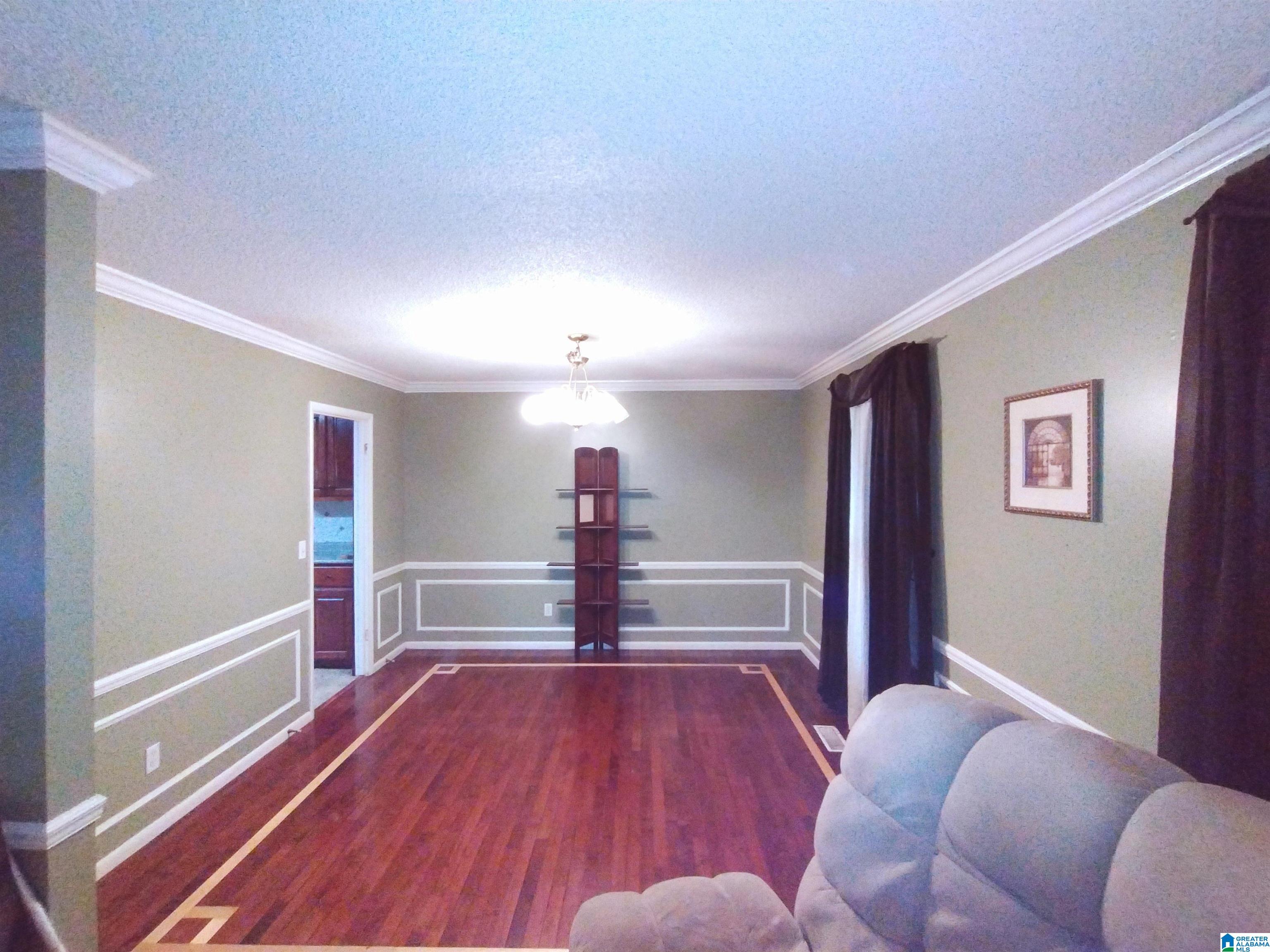 1829 Hamilton Road Pelham, AL 35124 - Photo 10 of 27