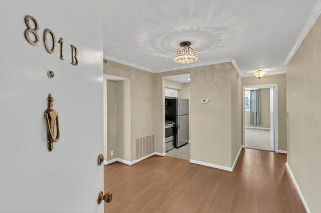 $1,500 | 3415 West End Avenue, Unit B801, Nashville, TN 37203