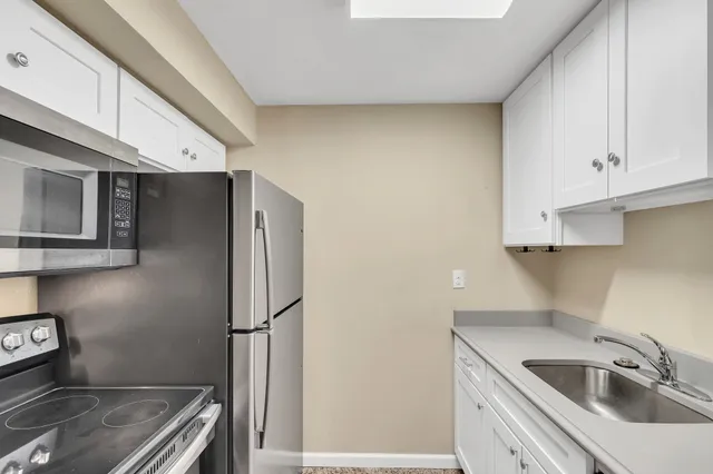 $1,500 | 3415 West End Avenue, Unit B801, Nashville, TN 37203