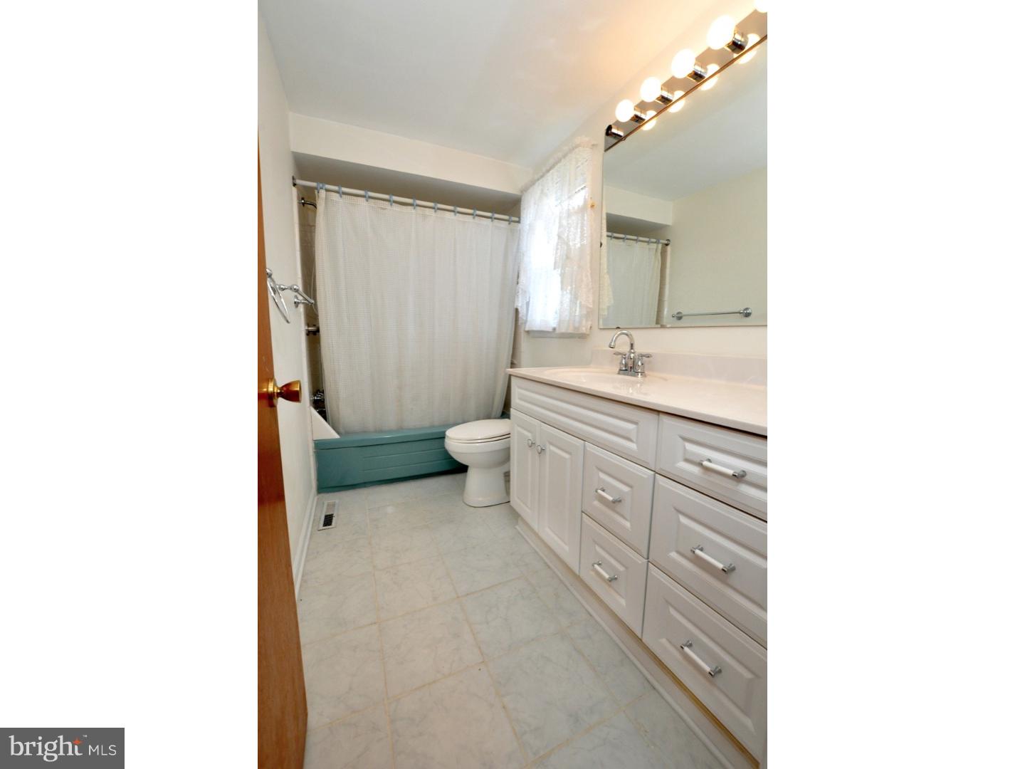 11 Ridgewood Avenue Delran, NJ 08075 - Photo 19 of 24 Gallery Image 19