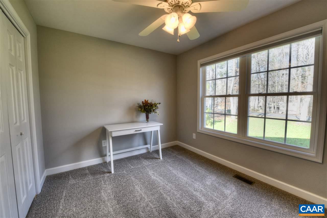 9 Buck Island Road Palmyra, VA 22963 - Photo 14 of 28 a view of room and window