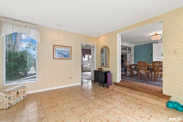 $625,000 | 1516 South Willemore Avenue, Springfield, IL 62704