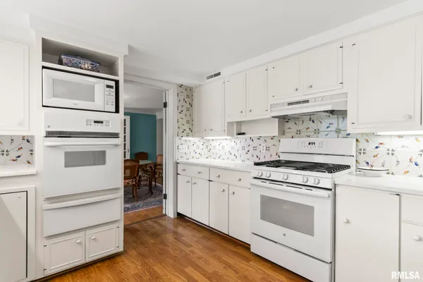 $625,000 | 1516 South Willemore Avenue, Springfield, IL 62704