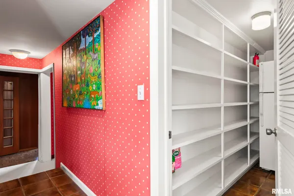 $625,000 | 1516 South Willemore Avenue, Springfield, IL 62704