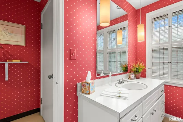 $625,000 | 1516 South Willemore Avenue, Springfield, IL 62704