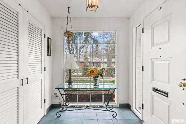 $625,000 | 1516 South Willemore Avenue, Springfield, IL 62704