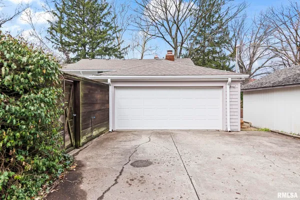 $625,000 | 1516 South Willemore Avenue, Springfield, IL 62704