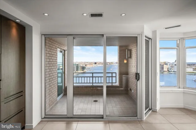 $3,800,000 | 100 Harborview Drive, Unit 1901, Baltimore, MD 21230