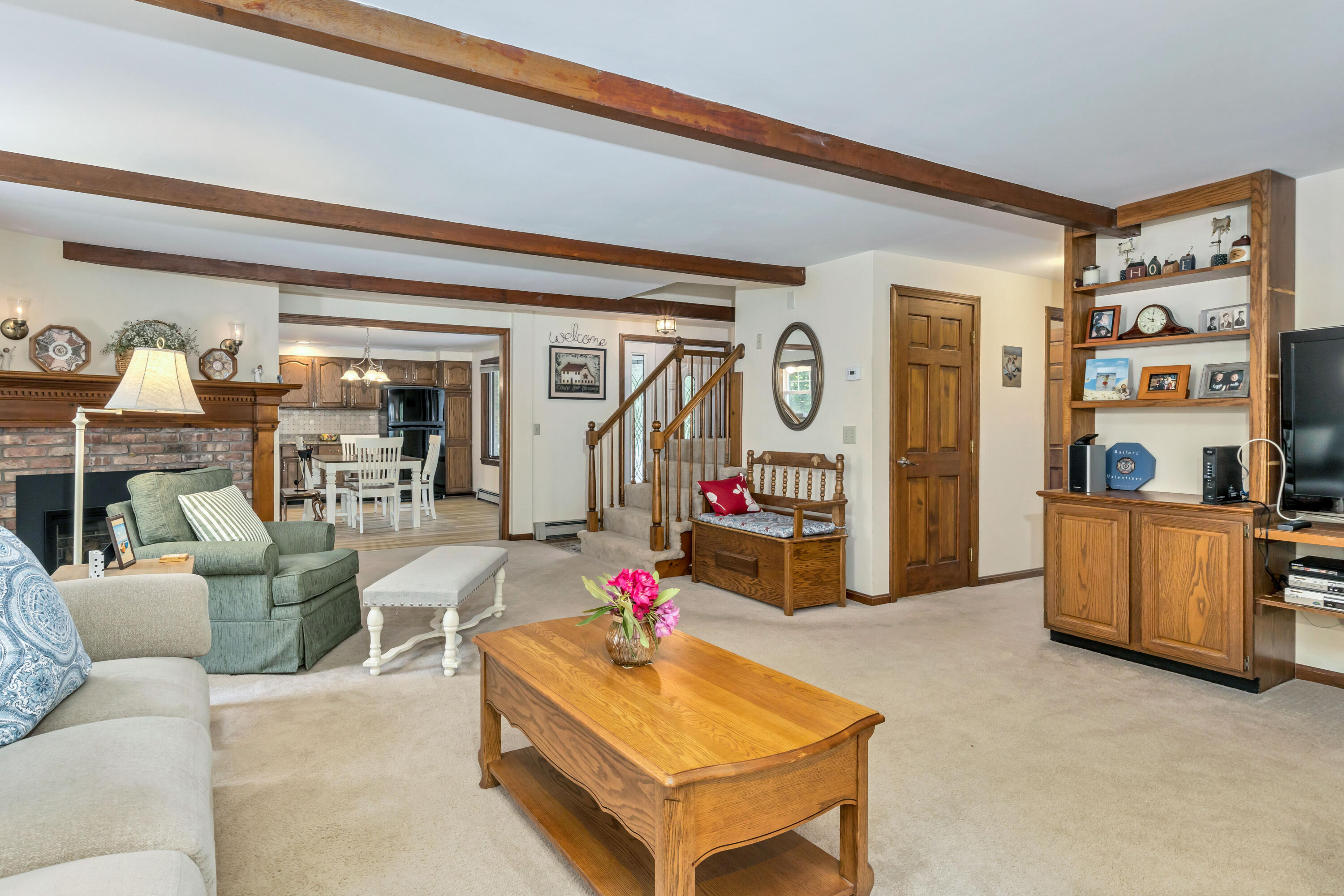 84 Old Fields Road Sandwich, MA 02563 - Photo 14 of 57 84OldLR-16
