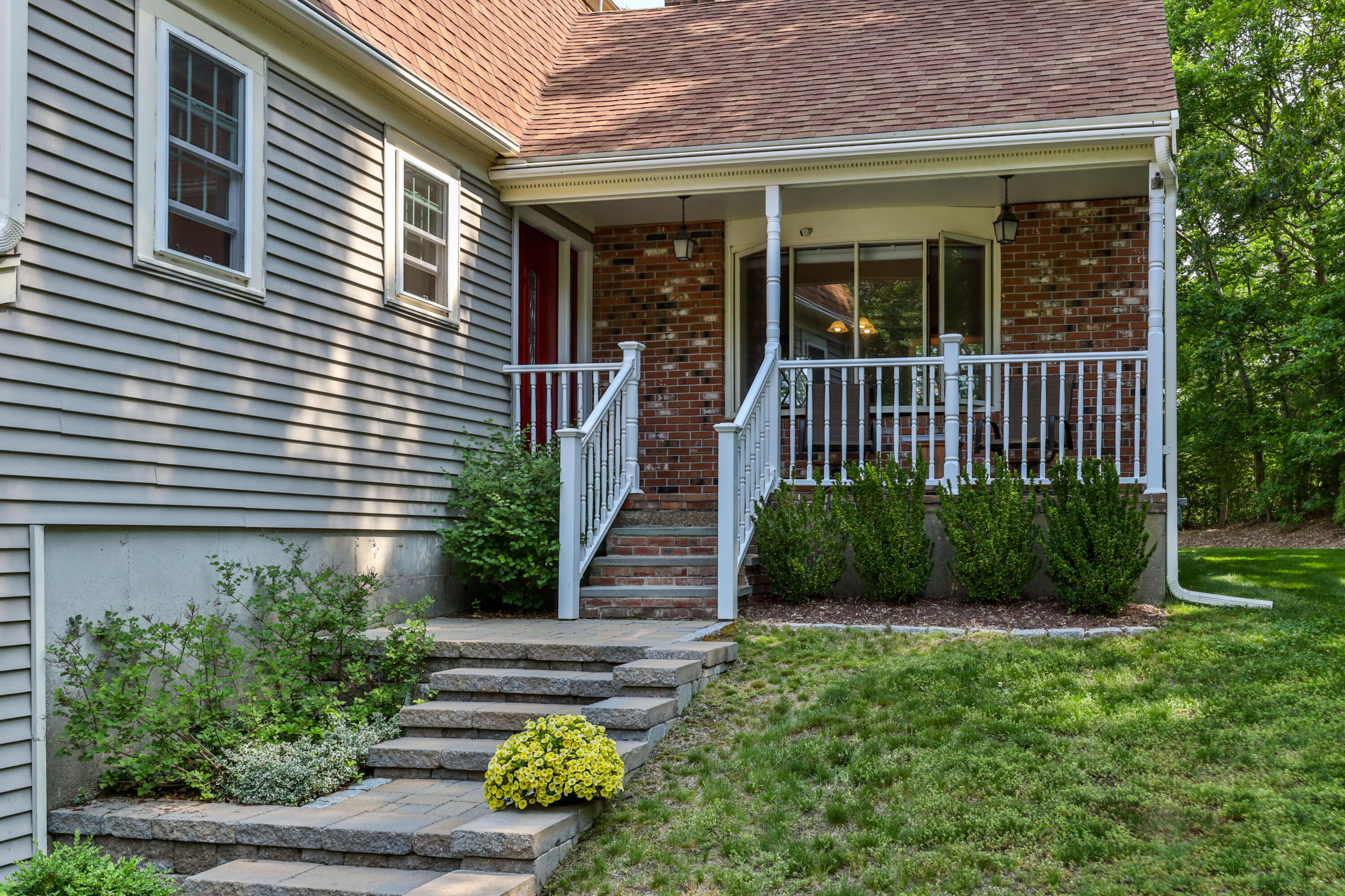 84 Old Fields Road Sandwich, MA 02563 - Photo 7 of 57 84OldLR-7