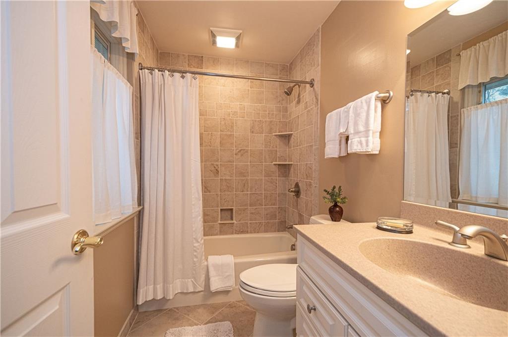 613 Ravencrest Road Pittsburgh, PA 15215 - Photo 17 of 25