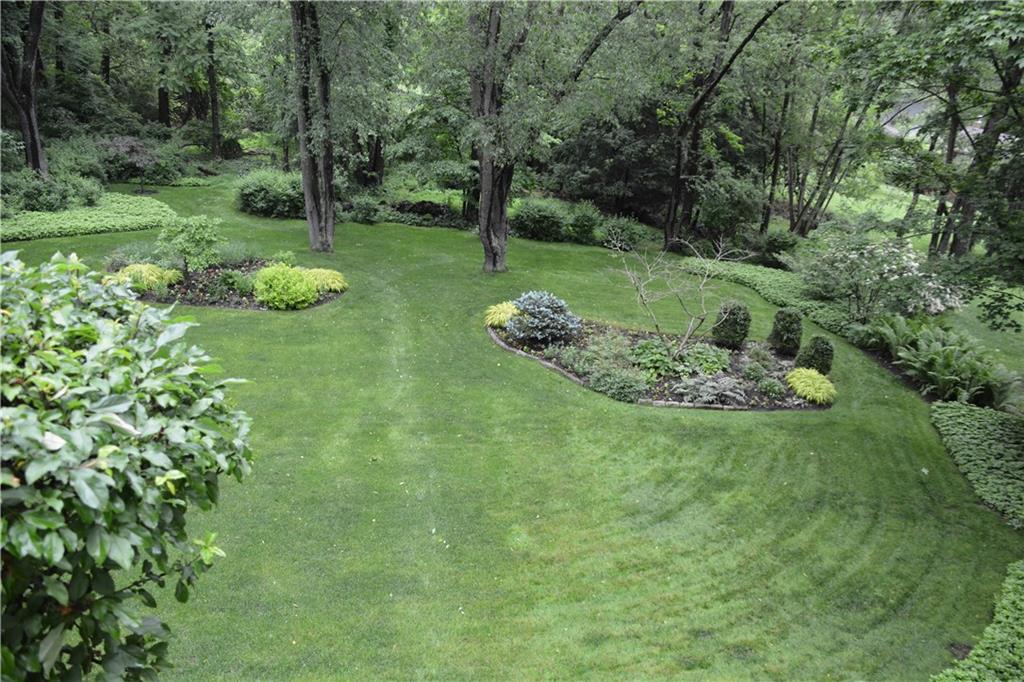 613 Ravencrest Road Pittsburgh, PA 15215 - Photo 4 of 25