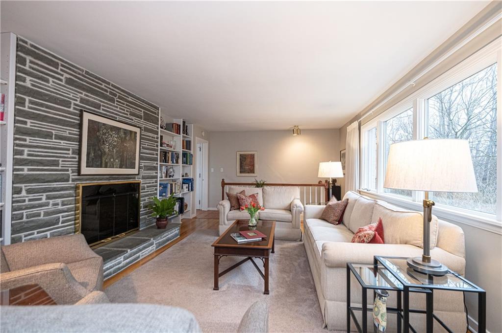 613 Ravencrest Road Pittsburgh, PA 15215 - Photo 5 of 25