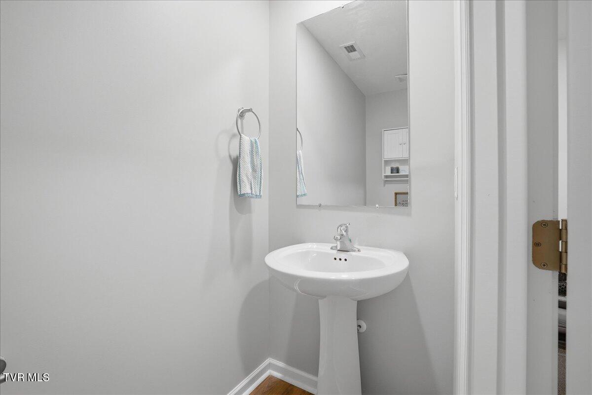 5059 Elm Brk Road Dandridge, TN 37725 - Photo 12 of 30 10-5059 Elm Brook Rd-25