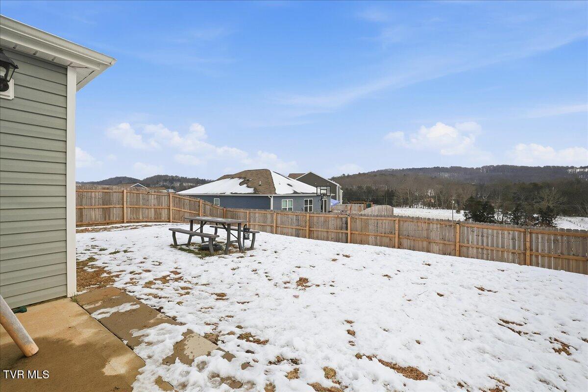 5059 Elm Brk Road Dandridge, TN 37725 - Photo 26 of 30 07-5059 Elm Brook Rd-17