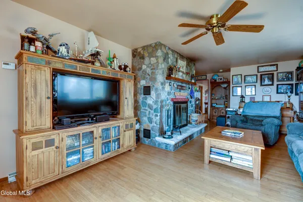 $615,000 | 431 Fredericks Street, Canajoharie, NY 13317