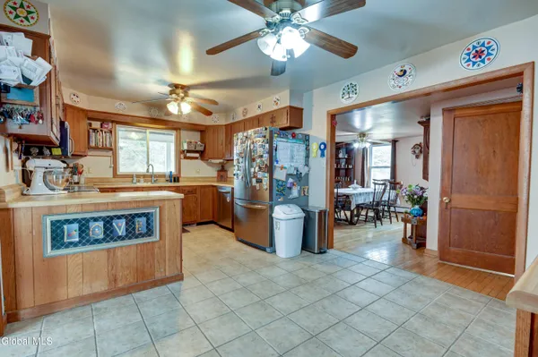 $615,000 | 431 Fredericks Street, Canajoharie, NY 13317