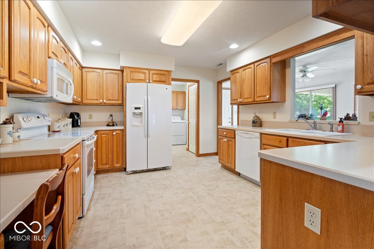 109 Bay Ridge Drive Pendleton, IN 46064 - Photo 12 of 29