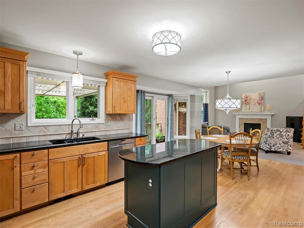 1688 Chase Drive Rochester, MI 48307 - Photo 25 of 78