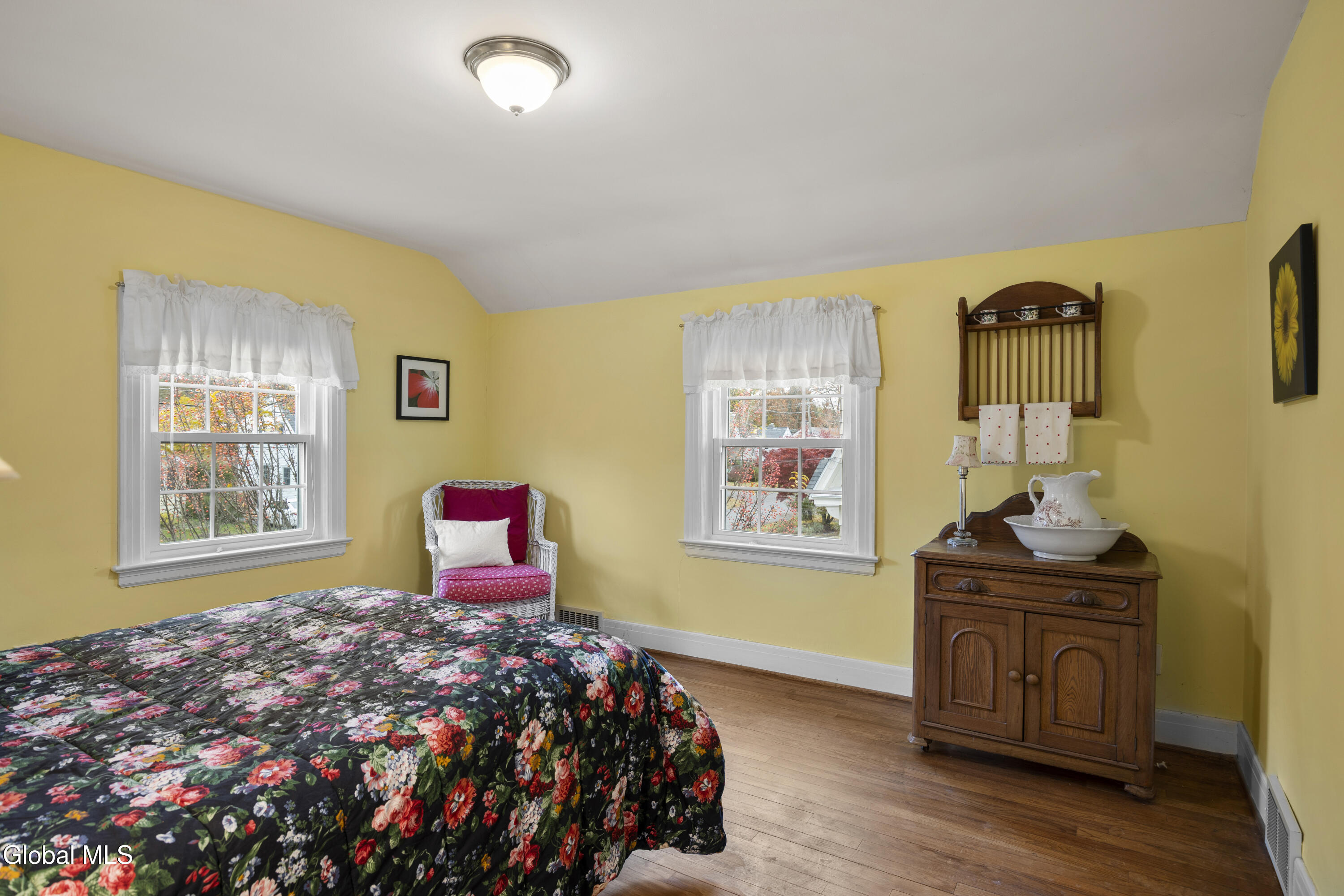 21 Roweland Avenue Bethlehem, NY 12054 - Photo 31 of 42 32