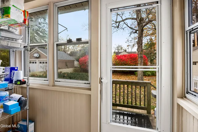 $479,000 | 21 Roweland Avenue, Bethlehem, NY 12054