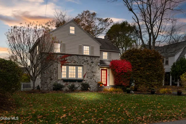 $479,000 | 21 Roweland Avenue, Bethlehem, NY 12054