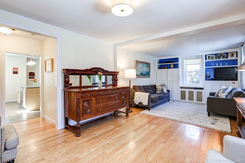 26 Shawsheen Road Andover, MA 01810 - Photo 7 of 27 Gallery Image 7