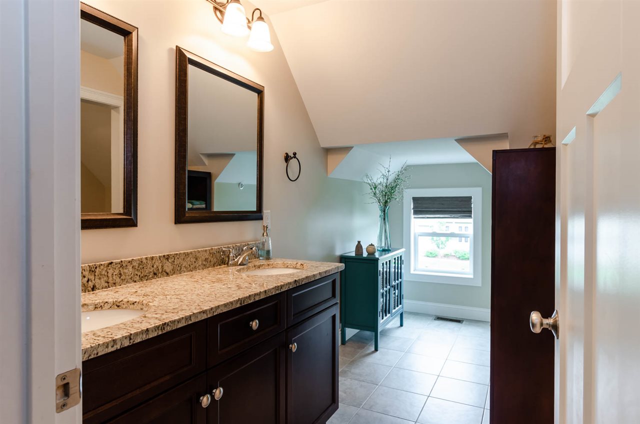 218 Villager Road, Unit 82 Chester, NH 03036 - Photo 23 of 38