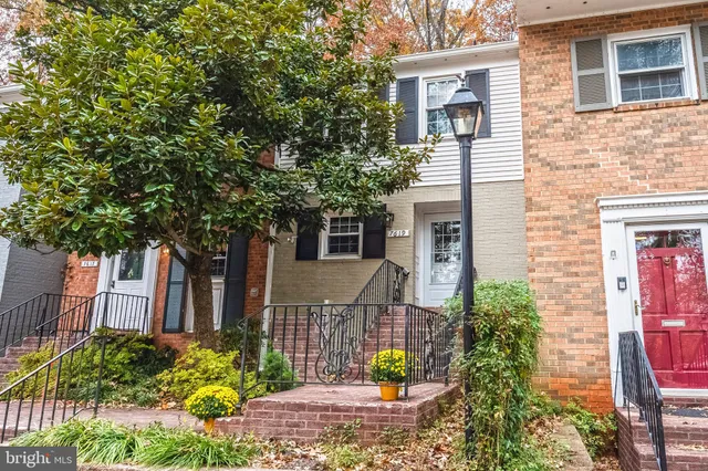 $449,990 | 7619 Tiverton Drive, Springfield, VA 22152