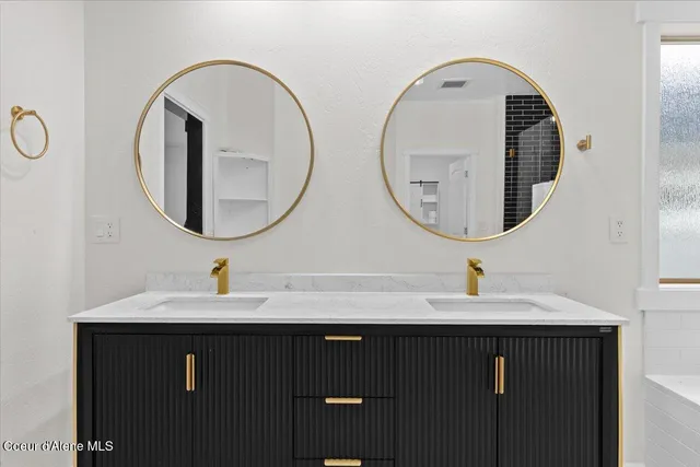 $849,000 | 9433 North Justice Way, Hayden, ID 83835