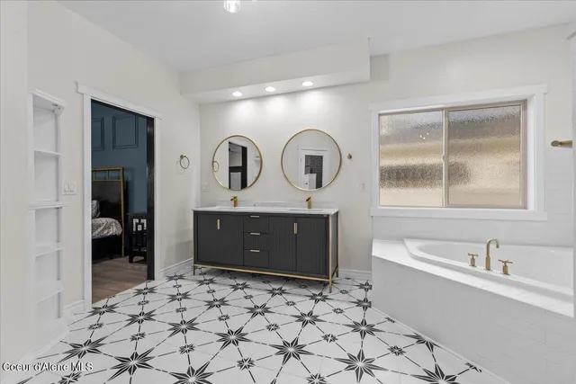 $849,000 | 9433 North Justice Way, Hayden, ID 83835