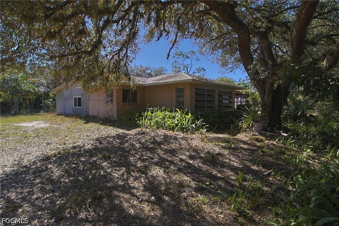 2971 Styles Road Alva, FL 33920 - Photo 3 of 42