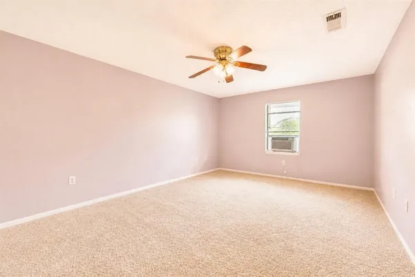 $2,275 | 7425 Highway 287 Frontage Road, Arlington, TX 76001