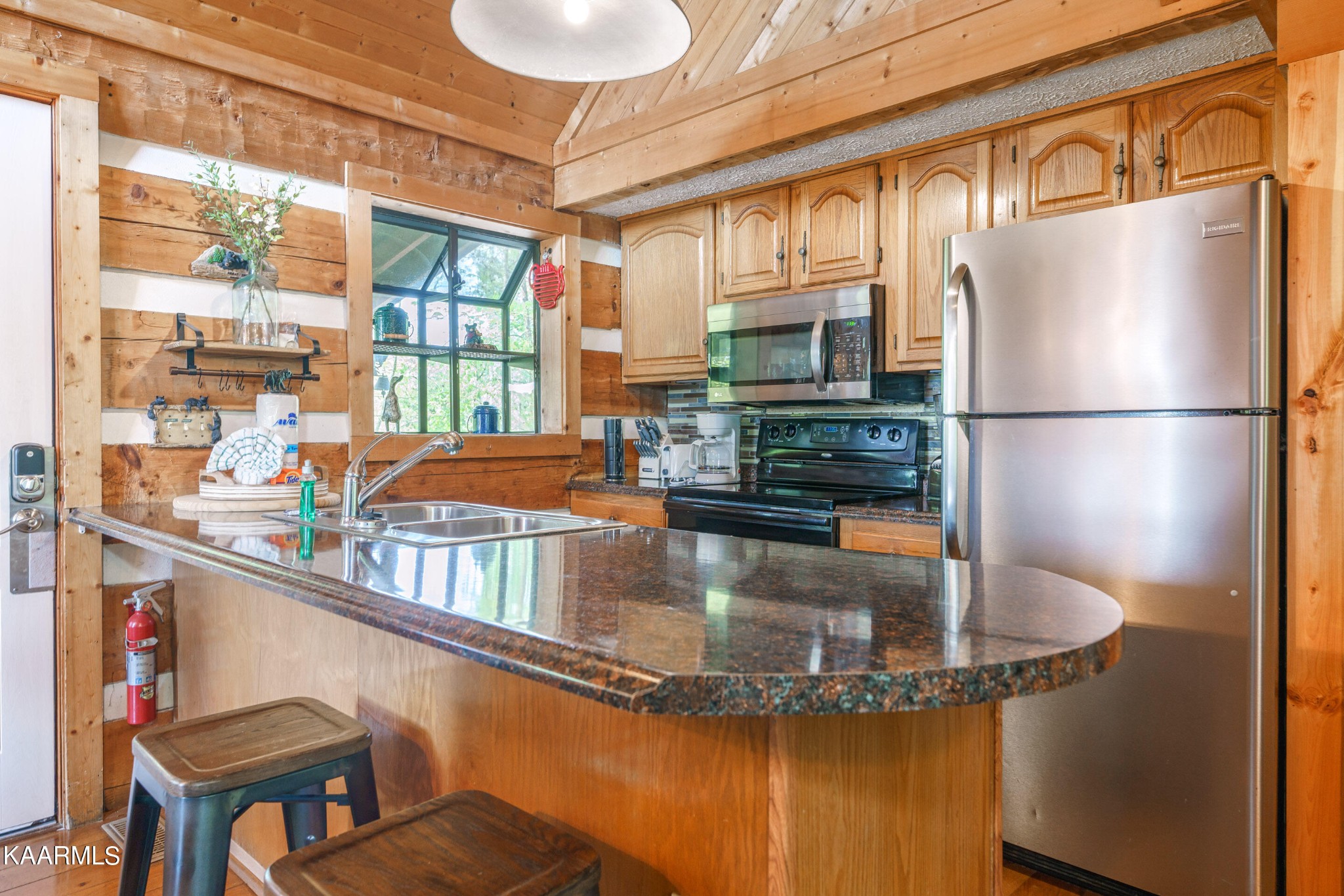 1716 Blue Ridge Road Sevierville, TN 37876 - Photo 7 of 20 Gallery Image 7