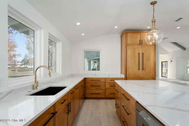 $1,725,000 | 38 Reston Bluff, Hampstead, NC 28443