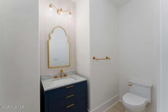 $1,725,000 | 38 Reston Bluff, Hampstead, NC 28443