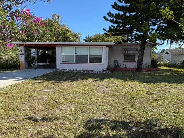 $1,900 | 1601 Northeast Maureen Court, Jensen Beach, FL 34957