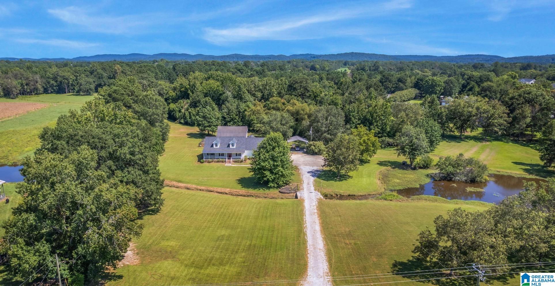 1010 Cedar Bend Road South Gadsden, AL 35907 - Photo 1 of 45