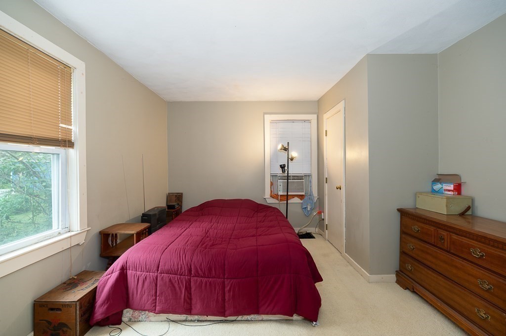 47 Lawrence Street Danvers, MA 01923 - Photo 13 of 31