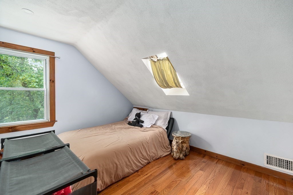 47 Lawrence Street Danvers, MA 01923 - Photo 22 of 31