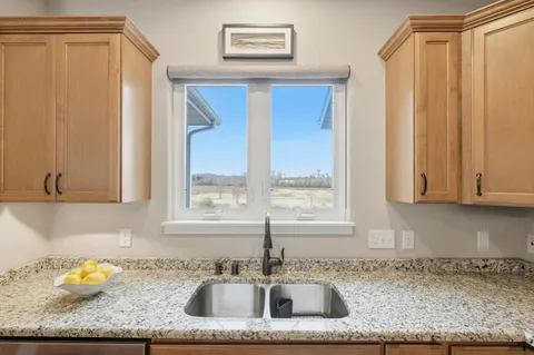 $675,000 | 2832 No Oaks, Madison, WI 53711